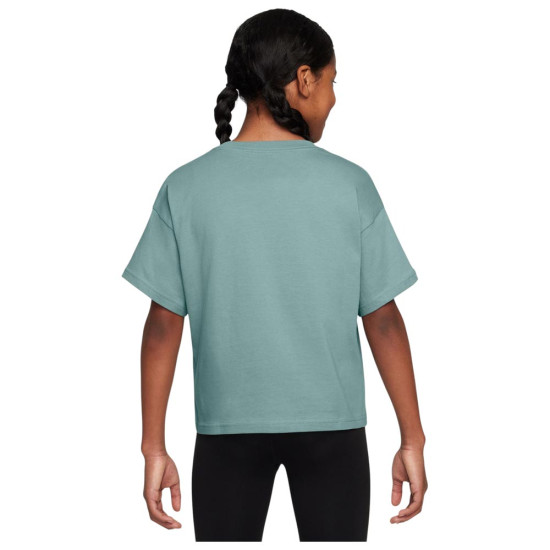 Nike Παιδική κοντομάνικη μπλούζα Sportswear Essential Nike Παιδική κοντομάνικη μπλούζα Sportswear Essential